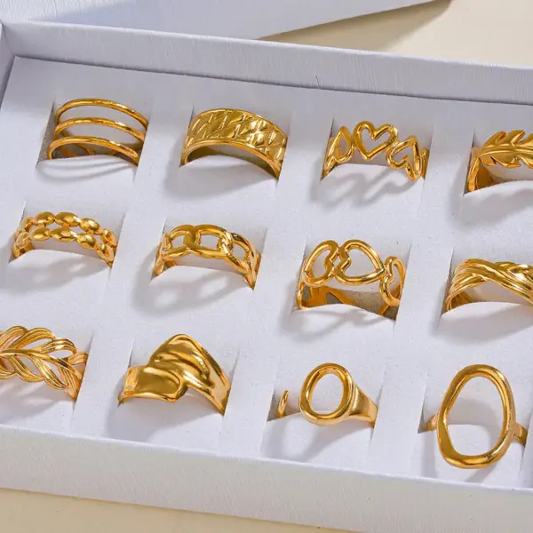 Wholesale PVD Coated 18K Gold Plated Oval Heart Shape 304 Stainless Steel Simple Style Waterproof Non Tarnish Open Rings