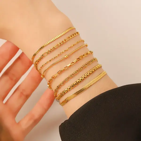 Hot-Selling Titanium Steel Bracelet For Women, Versatile Electroplated Non-Fading Gold Color Snake Bone Bracelet, Stainless Steel Bracelet