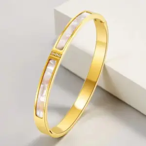 Gold Shell Bracelet