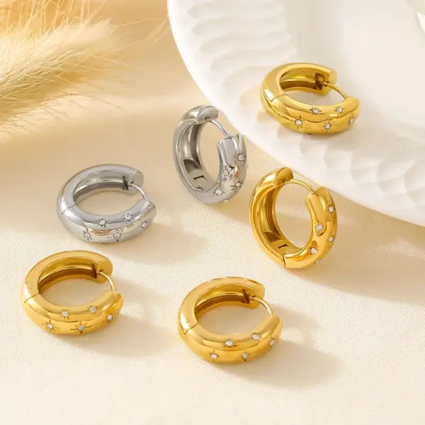 304 Stainless Steel Geometric PVD Coated Rhinestones Real Gold Plated 18K Gold Basic Simple Style Commute Waterproof Non Tarnish Inlay Earrings