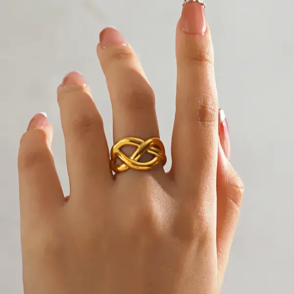 Wholesale Ion Plating (IP) 18K Gold Plated Lines 304 Stainless Steel Simple Style IG Style Waterproof Non Tarnish Open Rings