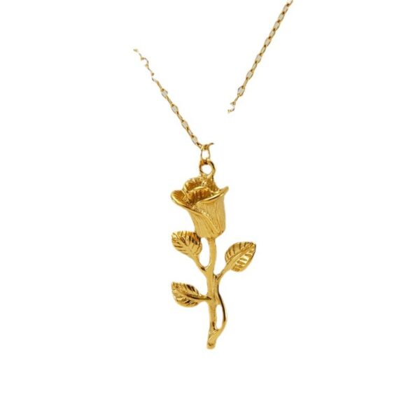 Wholesale European and American Personality Rose Necklace Female Niche Design 18K Advanced Sense Temperament Clavicle Chain Titanium Steel Pendant Jewelry