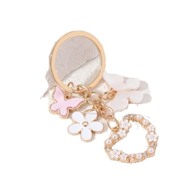 oly-c67f3639e4f843ffd2e3c779ae764b03 Wholesale butterfly flower alloy key chain pendant love diamond cute small white flower pendant key chain aessories