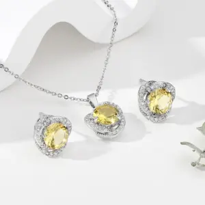 Suit-Yellow / One Size / 1.2*1.2