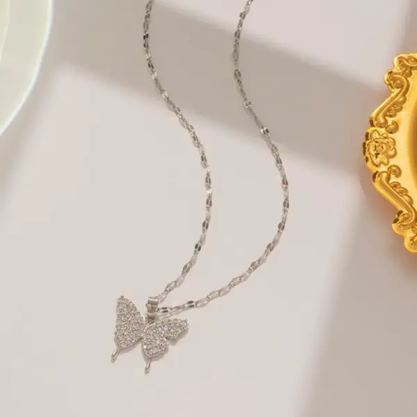 PVD Coated Real Gold Plated Butterfly Stainless Steel Sweet Waterproof Non Tarnish Pendant Necklace