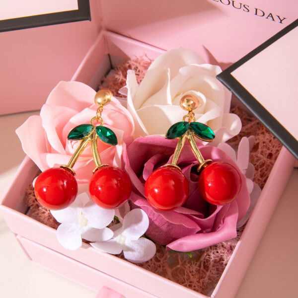 Wholesale Europe and the United States cross-border sweet fashion acrylic personality cute red cherry temperament Joker Valentine's Day gift earrings