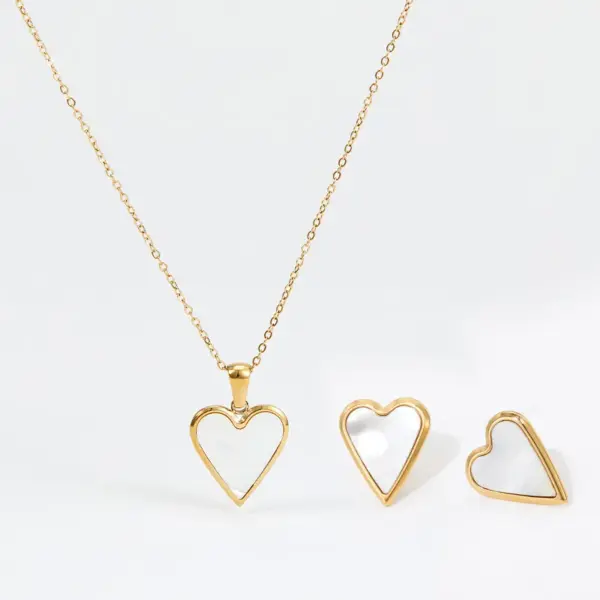 Wholesale PVD Coated Real Gold Plated 16K Gold White Gold Plated Gold Plating Heart Shape 304 Stainless Steel Fashion Waterproof Non Tarnish Earrings Necklace