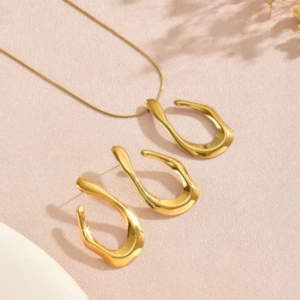 304 Stainless Steel Irregular Electroplating PVD Coated 18K Gold Plated Imitation Gold Casual Exaggerated Streetwear Twisted Rope Chain Gold Earrings Necklace Jewelry Set
