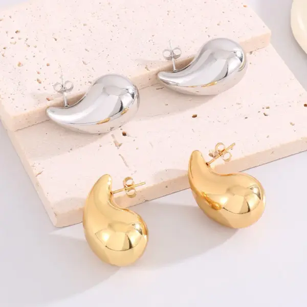 Wholesale Explosions Fashion Stainless Steel Hollow Fat Water Drop Earrings High Sense Joker Titanium Steel Earrings Wholesale