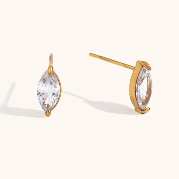 PVD Coated Real Gold Plated 18K Gold Crown Flower Stainless Steel Simple Style Waterproof Non Tarnish Ear Studs