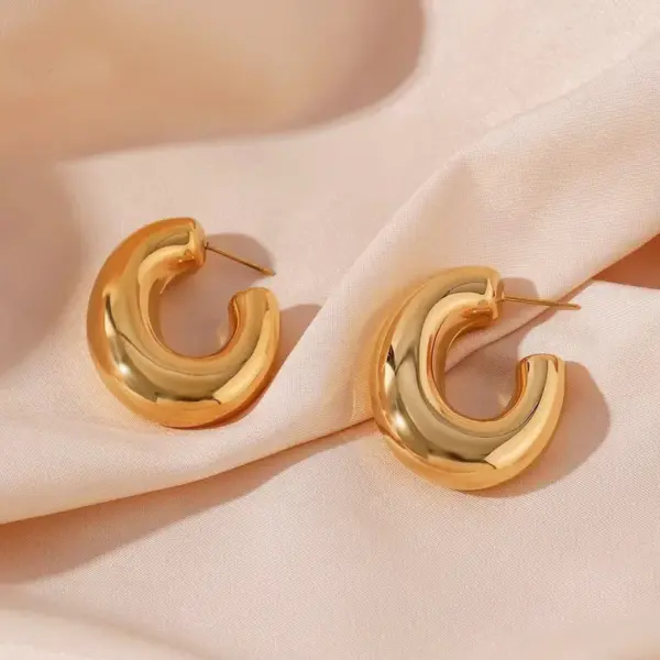 Wholesale Letter Stainless Steel Elegant Simple Style Earrings