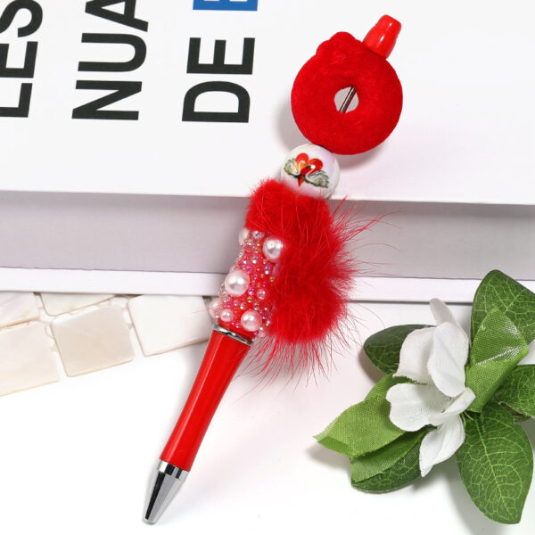 oly-c76e6c2c1e4afc6d556334d57ca6b6c1 Wholesale New cross-border Valentine's Day heart-shaped swan print round bead DIY bracelet, beaded pen jewelry accessories, loose beads