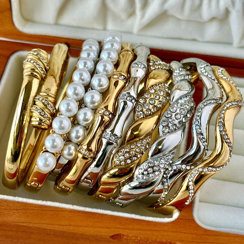 Wholesale Real Gold Plated 304 Stainless Steel PVD Coated Rhinestones Pearl Solid Color Plating Inlay Bangle