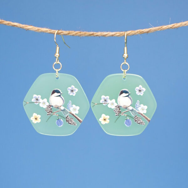 Wholesale Cross-border European and American Art Painted Relief Flower and Bird Earrings Retro Temperament Exaggerated Design Mother's Day Earrings Jewelry