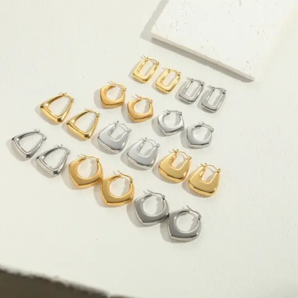 Wholesale 304 Stainless Steel Triangle Square PVD Coated Elegant Retro Hollow Out Gold Earrings