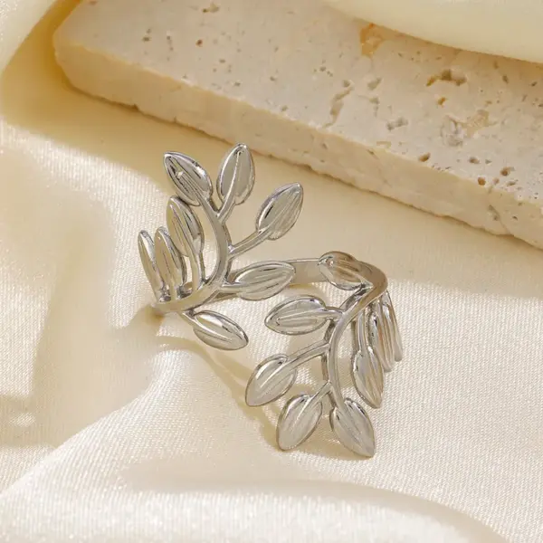 PVD Coated 18K Gold Plated Leaves 304 Stainless Steel IG Style Waterproof Non Tarnish Open Rings