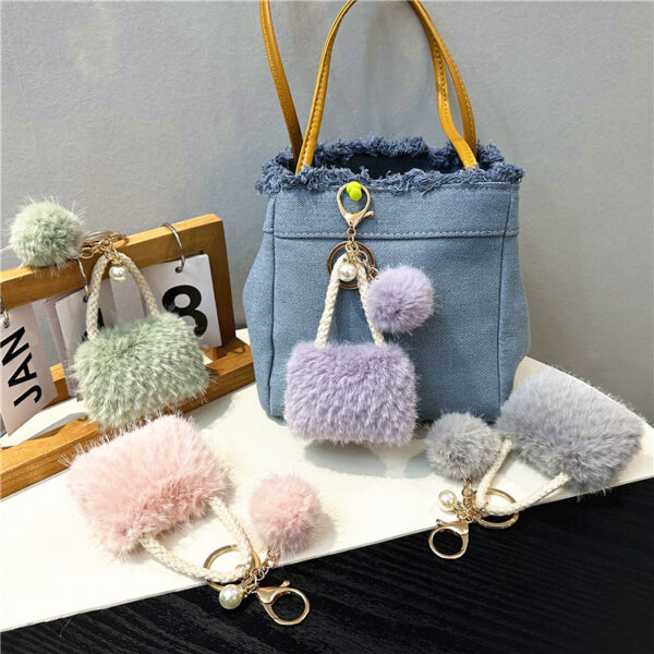 Wholesale Light Luxury Small Chanel Style Mini Bag Style Keychain Cute Plush Pearl Pendant Car Key Chain Hanging Gift