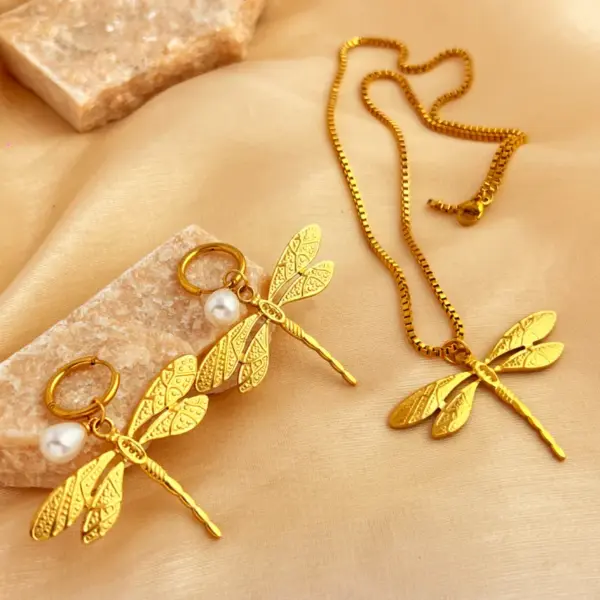 Wholesale PVD Coated Real Gold Plated 18K Gold Dragonfly 201 Stainless Steel Retro Waterproof Non Tarnish Jewelry Set
