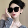 Wholesale High-grade sunglasses women's face small new chain leg star sunglasses big face slimming black free shipping