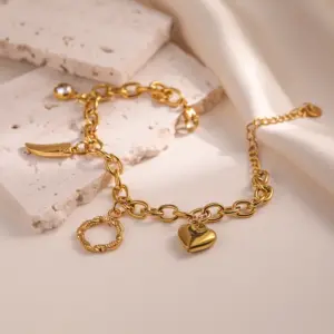 Wholesale PVD Coated 18K Gold Plated Geometric 304 Stainless Steel Simple Style Commute Waterproof Non Tarnish 304 Stainless Steel Bracelets