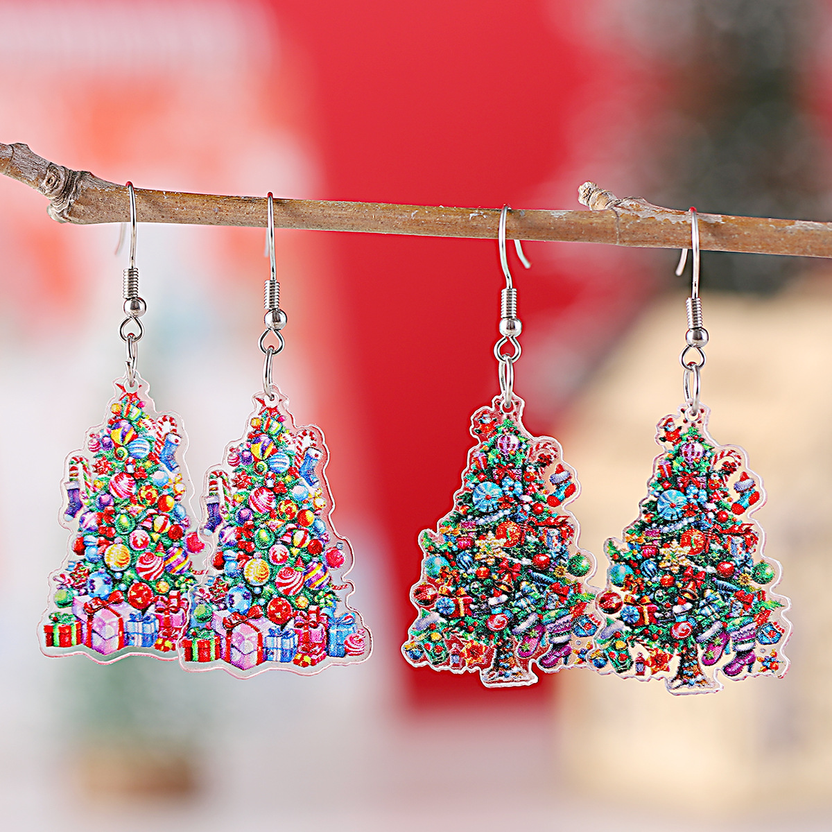 Wholesale New cross-border Christmas gift box, candy lights, Christmas tree pendant earrings, acrylic earrings, gifts