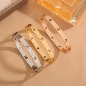Wholesale PVD Coated 18K Real Gold Plated Star 304 Stainless Steel Simple Style Plating Hollow Out Bangle