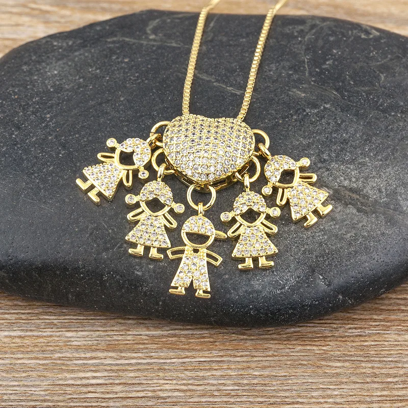 Wholesale Exaerated Novelty Modern Style Human Copper Plating Inlay 18K Gold Plated Zircon Pendant Necklace