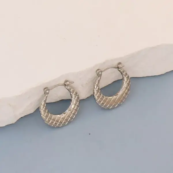 Wholesale 1 Pair Simple Style Round Square Heart Shape 304 Stainless Steel Earrings
