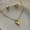 Ion Plating (IP) Heart Shape 304 Stainless Steel Simple Style Classic Style Waterproof Non Tarnish Earrings Necklace