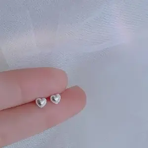 Wholesale 1 Pair Simple Style Heart Shape Copper Plating Gold Plated Ear Studs