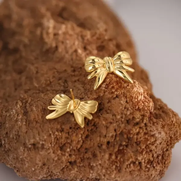 1 Pair IG Style Casual Novelty Geometric Leaf Water oplets 304 Stainless Steel Imitation Gold Ear Studs