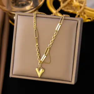 [Xlh6163] Peach Heart Necklace / Gold
