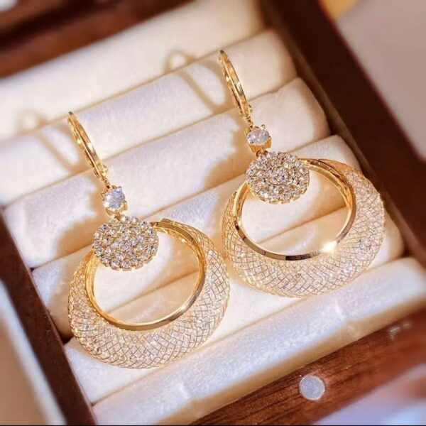 Wholesale Mesh Crystal Cat's Eye Long Earrings