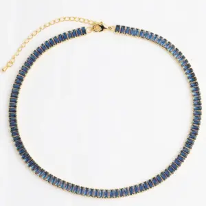 18K Gold 2.5 * 5mm Horizontal Sapphire Blue Zirconium / 18K