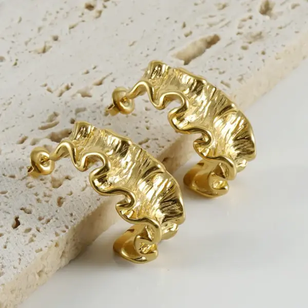 Wholesale PVD Coated 18K Gold Plated C Shape Irregular Stainless Steel Classical Simple Style Waterproof Non Tarnish Ear Studs