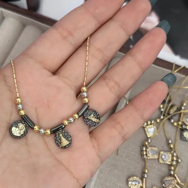 Wholesale Copper 18K Gold Plated Pleated Stoving Varnish Plating Virgin Mary Star Moon Pendant Necklace