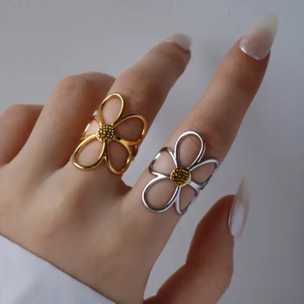 Ion Plating (IP) Real Gold Plated 18K Gold Flower 304 Stainless Steel Retro Waterproof Non Tarnish Open Rings