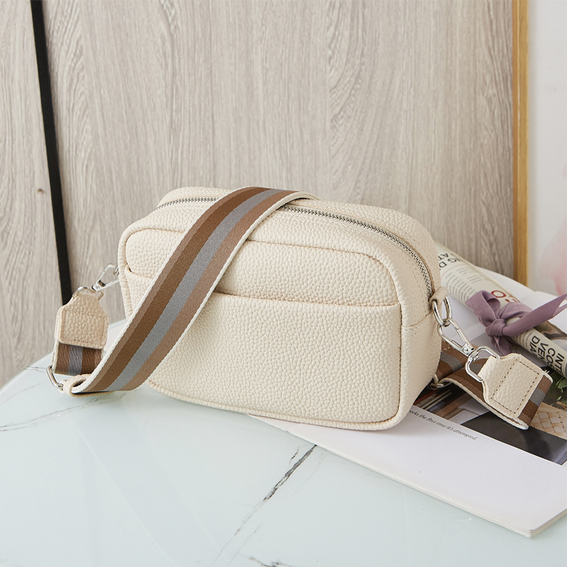 Wholesale Cross-Border Foreign Trade Best-Selling Women's Bags 2025 Spring and Summer New Small Square Bag Wide Shoulder Strap Single Shoulder Crossbo