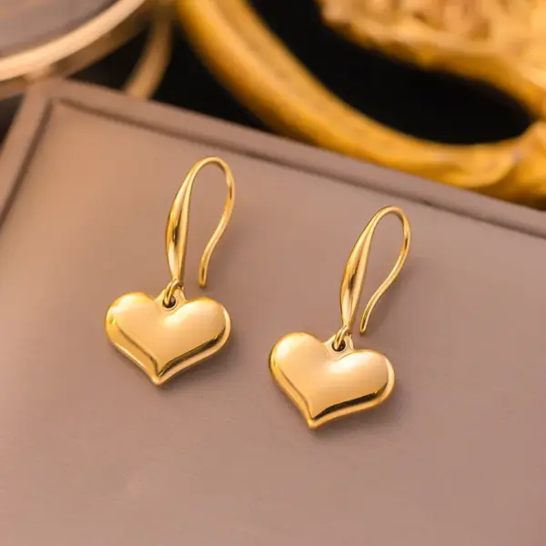 Wholesale PVD Coated Real Gold Plated 18K Gold Heart Shape 304 Stainless Steel Commute Waterproof Non Tarnish Drop Earrings