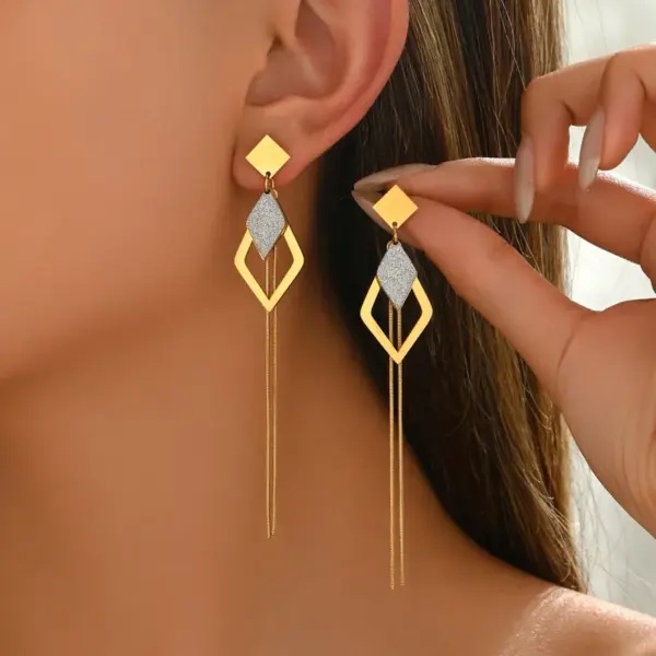 304 Stainless Steel Geometric PVD Coated Real Gold Plated Real Gold Plated Casual Modern Style Simple Style Waterproof Non Tarnish Ear Studs