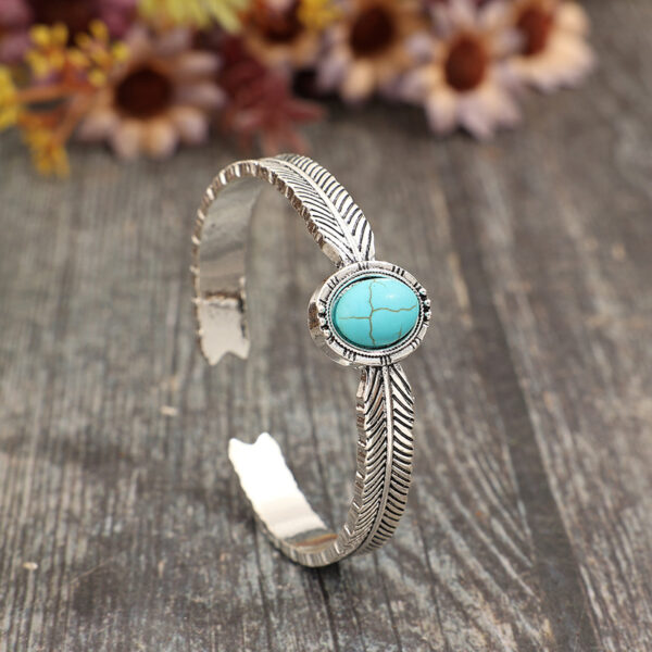 Wholesale Bohemian vintage style open bracelet with synthetic turquoise