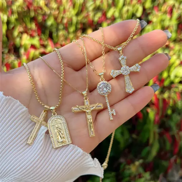 Wholesale Copper 18K Gold Plated Inlay Portrait Cross Zircon Pendant Necklace