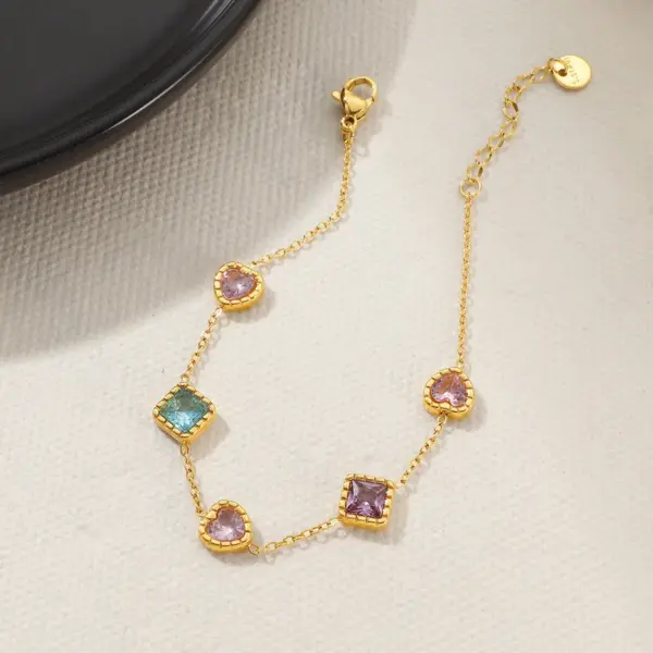Wholesale New Gold Love Square Zircon Bracelet Light Luxury Elegant Titanium Steel Plated 18K Gold Niche High-end Jewelry