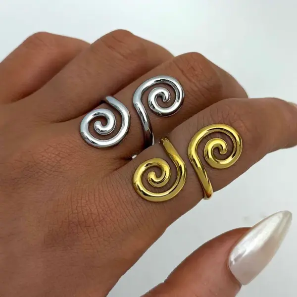 Wholesale Summer Ladies' 18K Gold Plated Stainless Steel Geometric Hollow Out Open Ring Adjustable Size Casual Wear Elegant Design