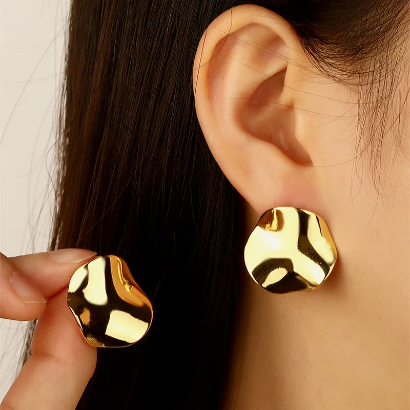 Wholesale 1 Pair Simple Style Round Plating 304 Stainless Steel Imitation Gold Electroplating Ear Studs