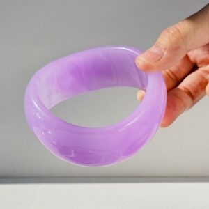D purple