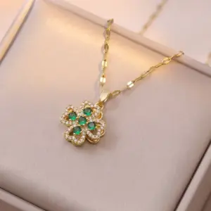 X2455 Emerald Heart Rotating Necklace [With Pendant]