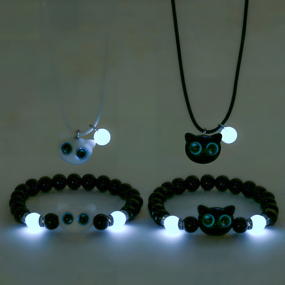 Wholesale Hot Selling Cheese Cute Kitten Luminous Bracelet Necklace Live Broadcast Best Selling Cole Cartoon Little Black Cat Aessories Necklace