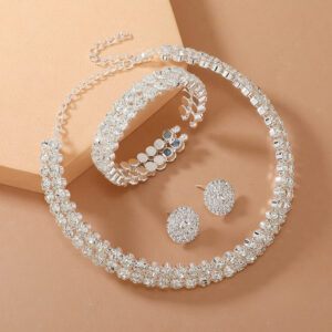 Wholesale Jewelry set studded with rhinestones