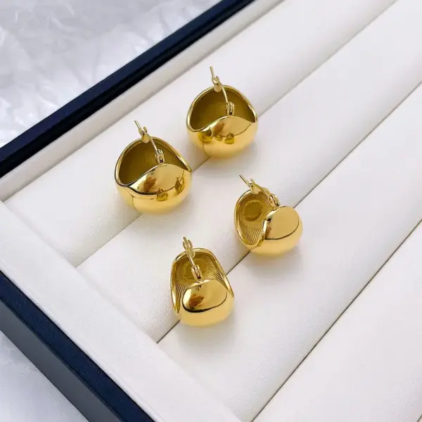 Wholesale PVD Coated 18K Gold Platinum Real Gold Plated Geometric 304 Stainless Steel Elegant Streetwear Waterproof Non Tarnish Ear Studs